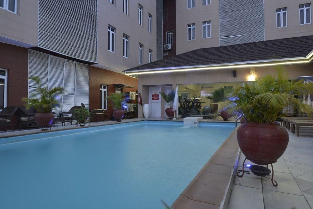 Palazzo Dumont Hotel Ikuata Eksteriør billede